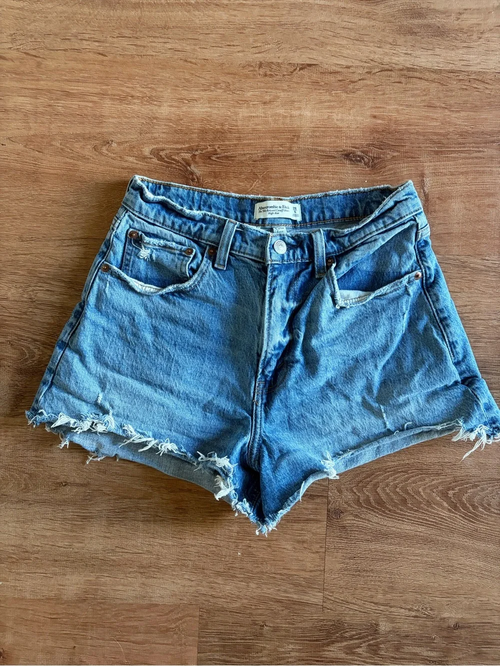 Abercrombie & Fitch Light Blue Distressed Denim Shorts - Picture 1 of 3